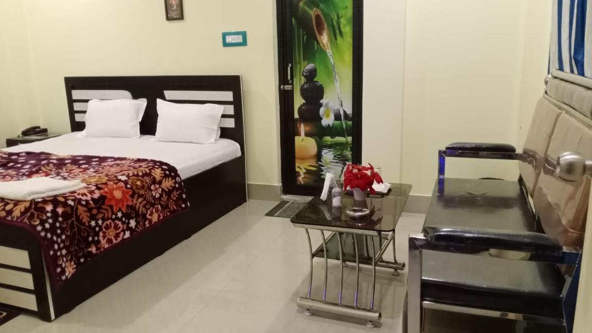 Modhubon Agro Tourism Hotel Bolpur Exterior photo
