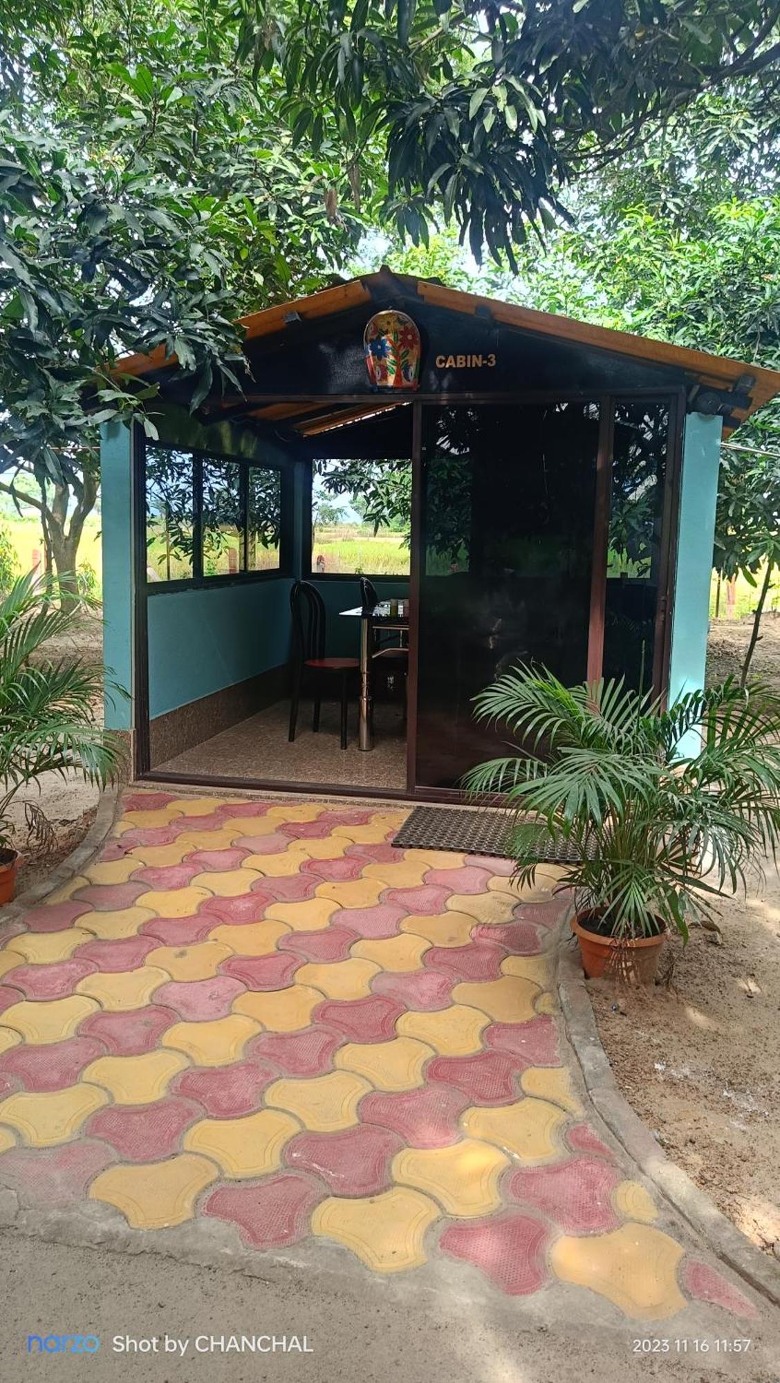 Modhubon Agro Tourism Hotel Bolpur Exterior photo