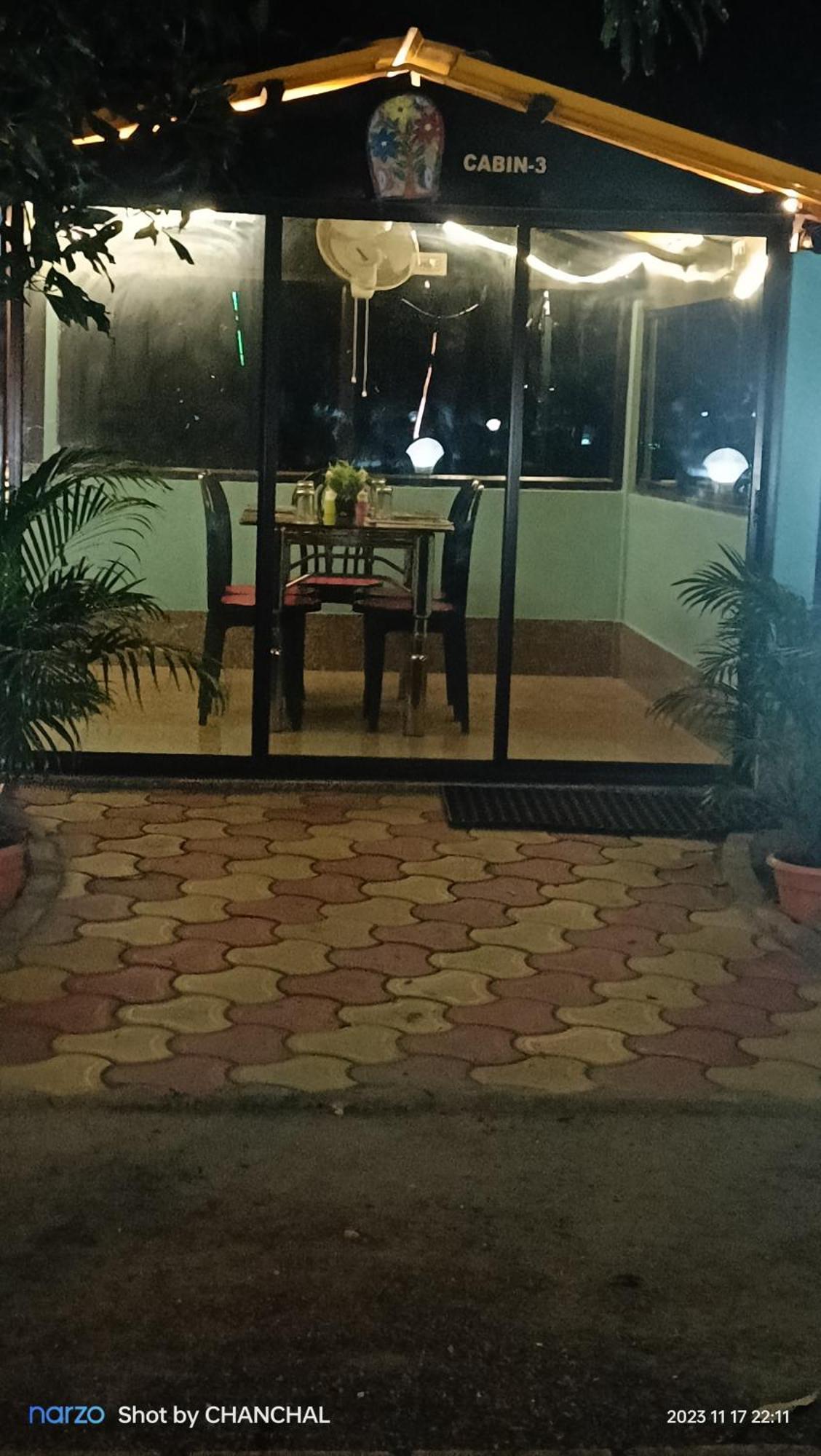 Modhubon Agro Tourism Hotel Bolpur Exterior photo