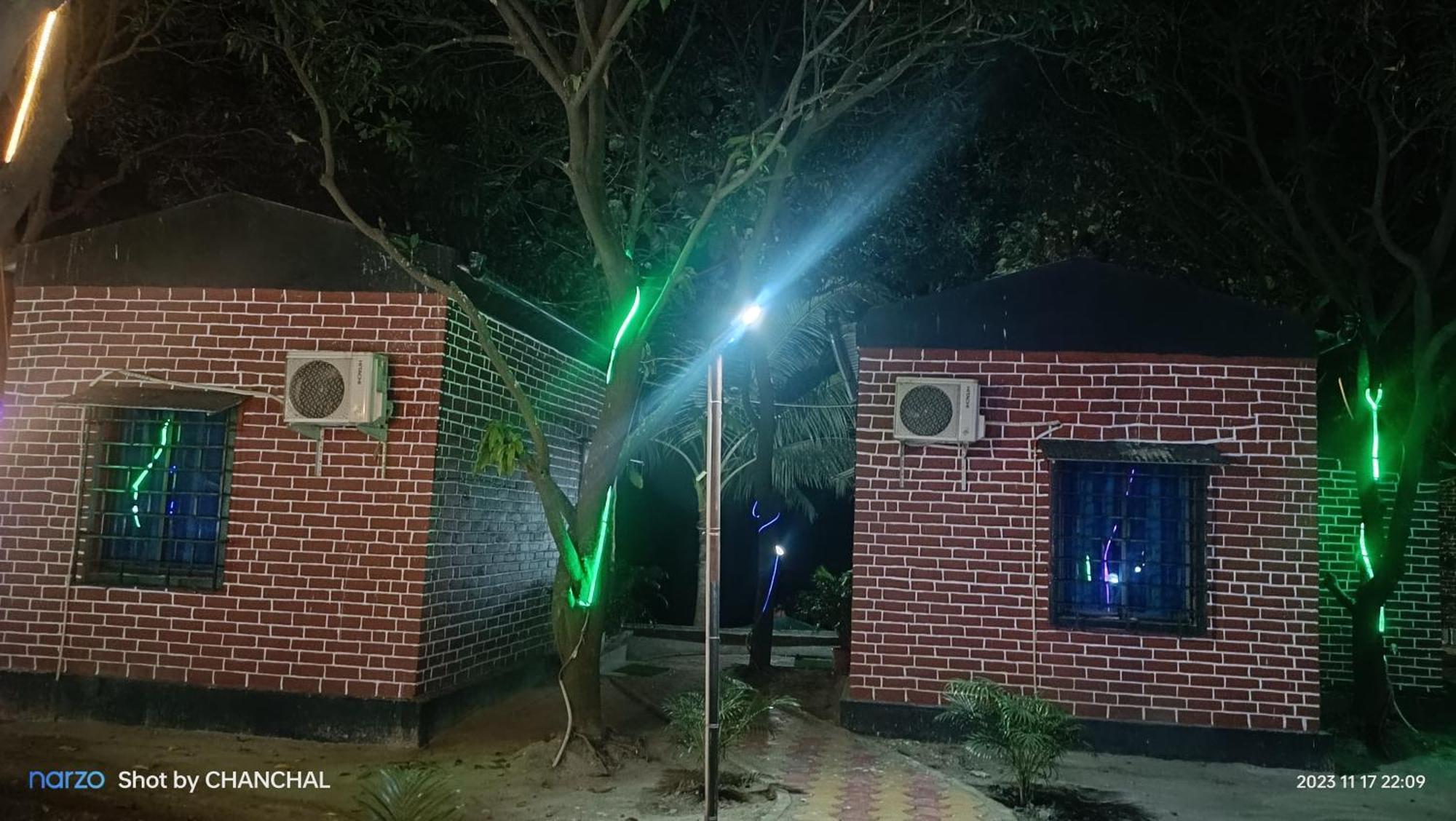 Modhubon Agro Tourism Hotel Bolpur Exterior photo