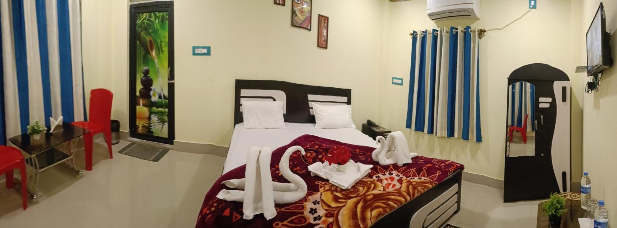 Modhubon Agro Tourism Hotel Bolpur Exterior photo